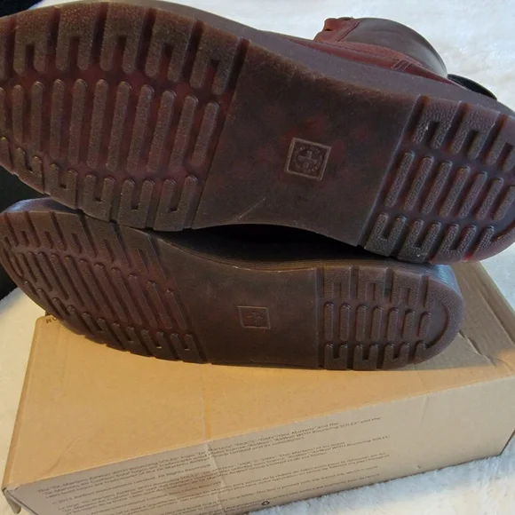 Doc Martens boots - Picture 4 of 4